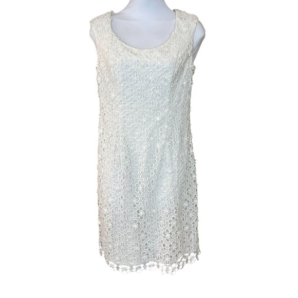 Black by Saks Fifth Avenue Sleeveless Floral Cut Out Lace Sheath Dress 4 - Picture 1 of 9